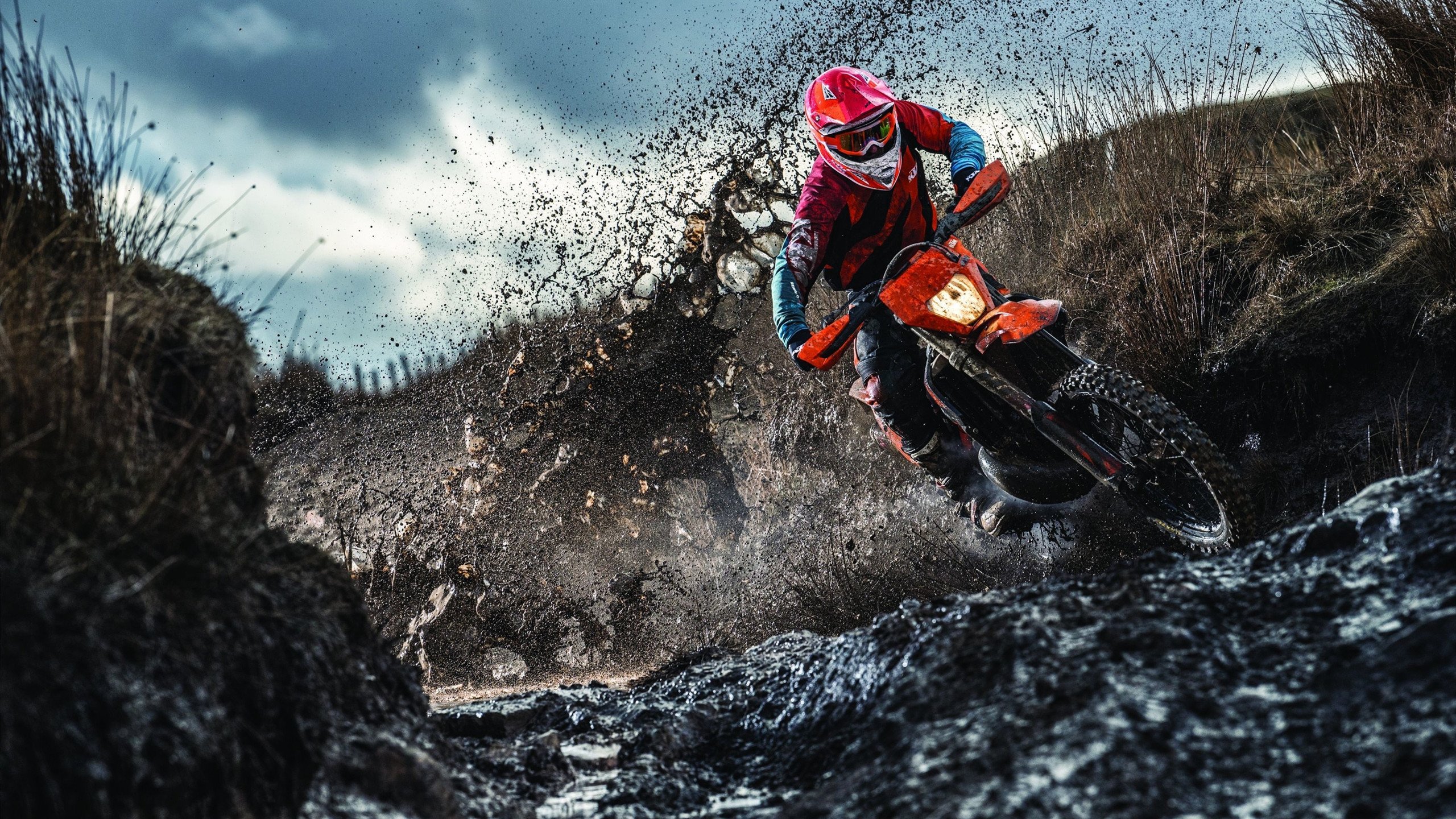 九游娱乐(jiuyou)官网-英超“不会说谎”的比赛：逆境中的传奇瞬间